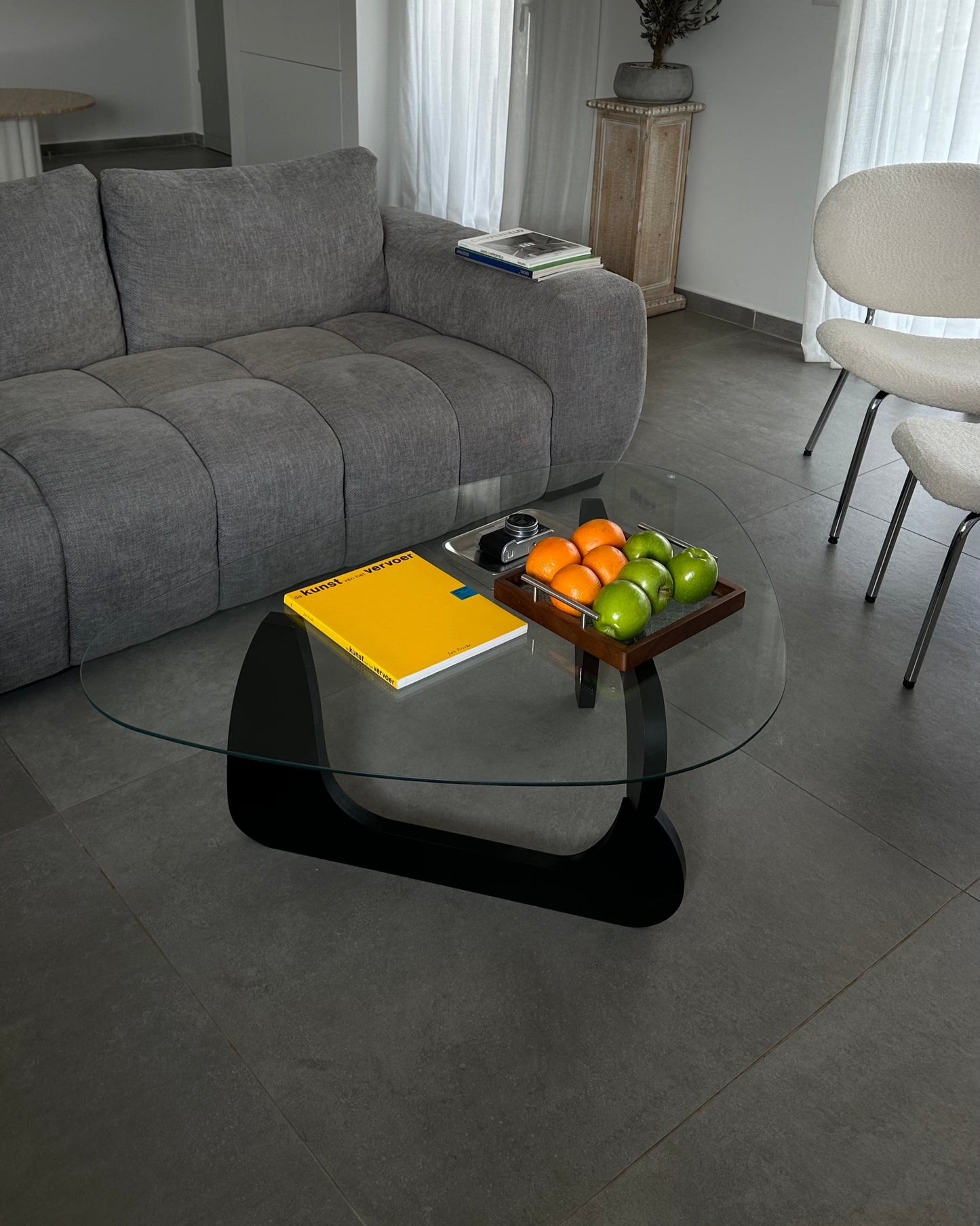 BIG ADRIAN COFFEE TABLE - BLACK