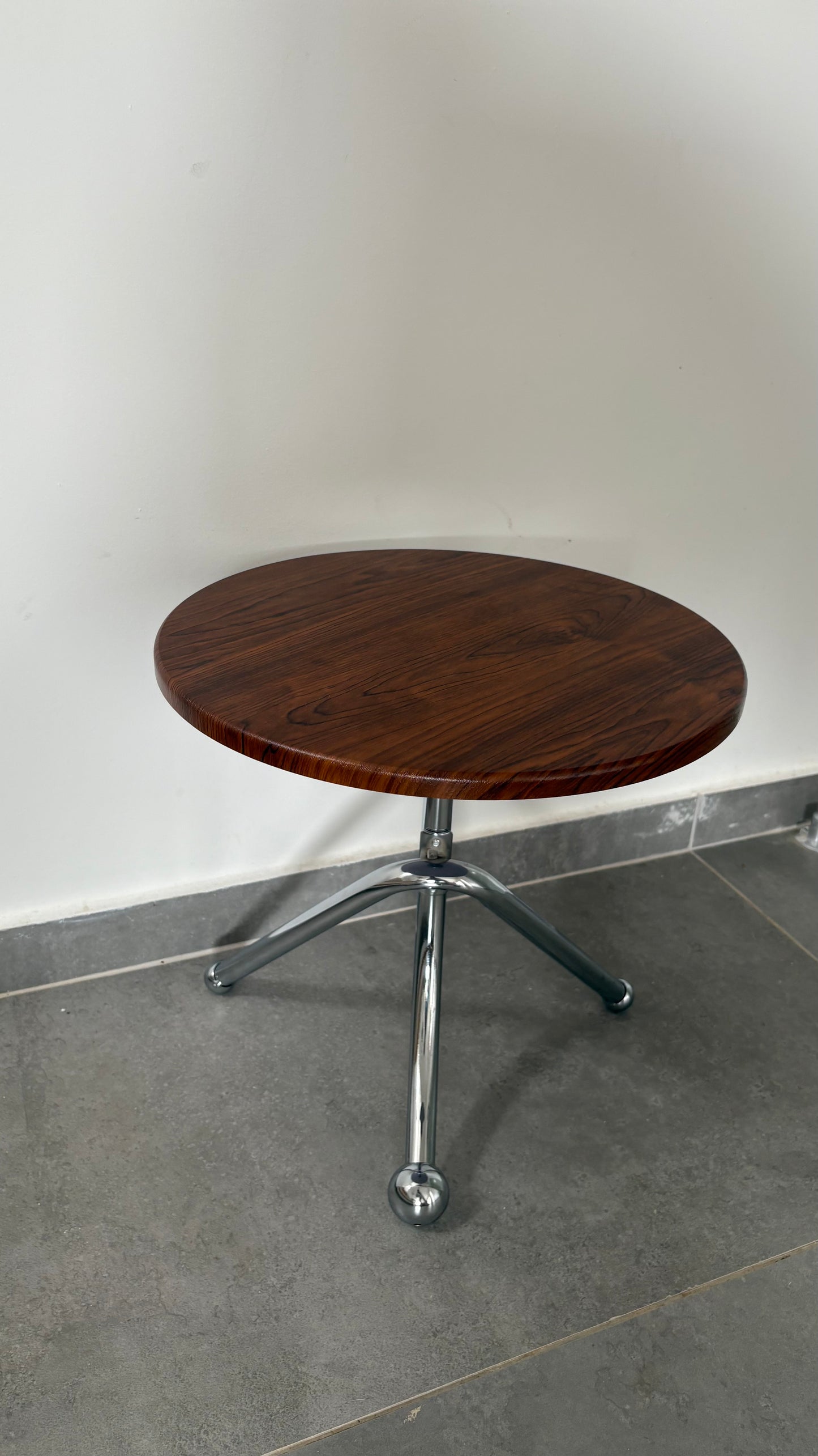CHERRY WOOD SIDE TABLE