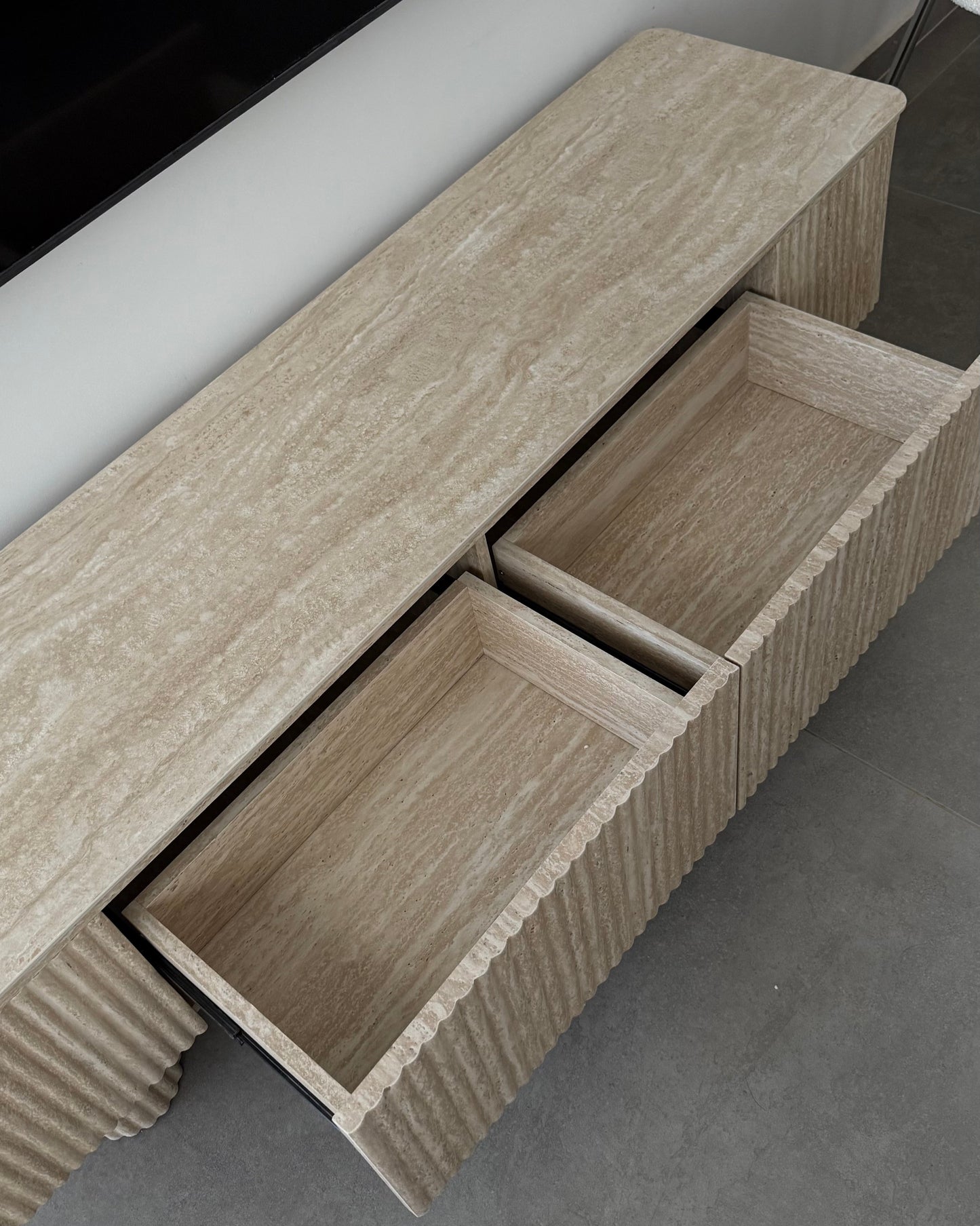 HENRY TV CABINET