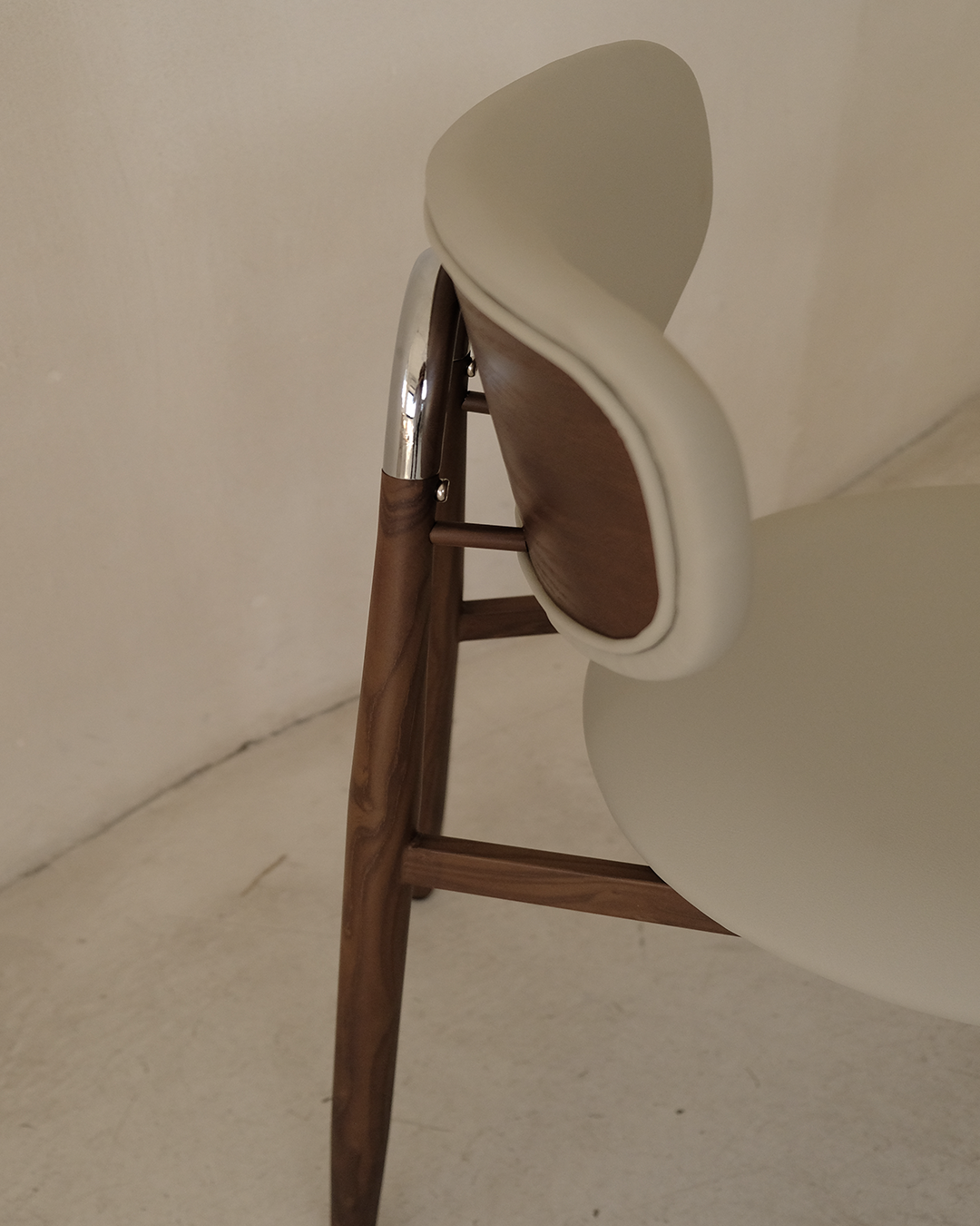 LARK - BAR CHAIR