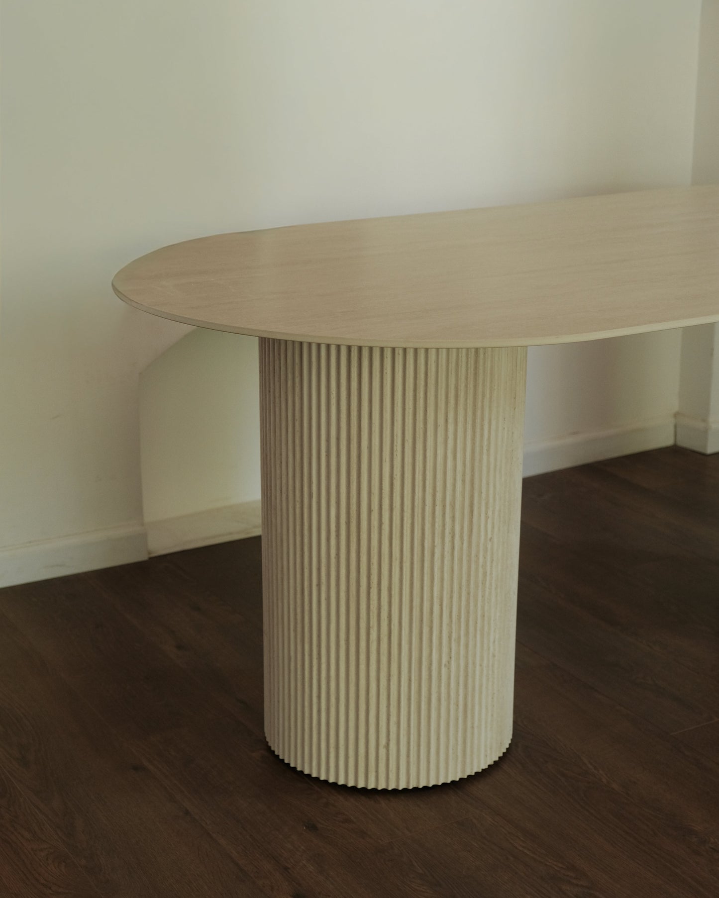 Noor - Dining table
