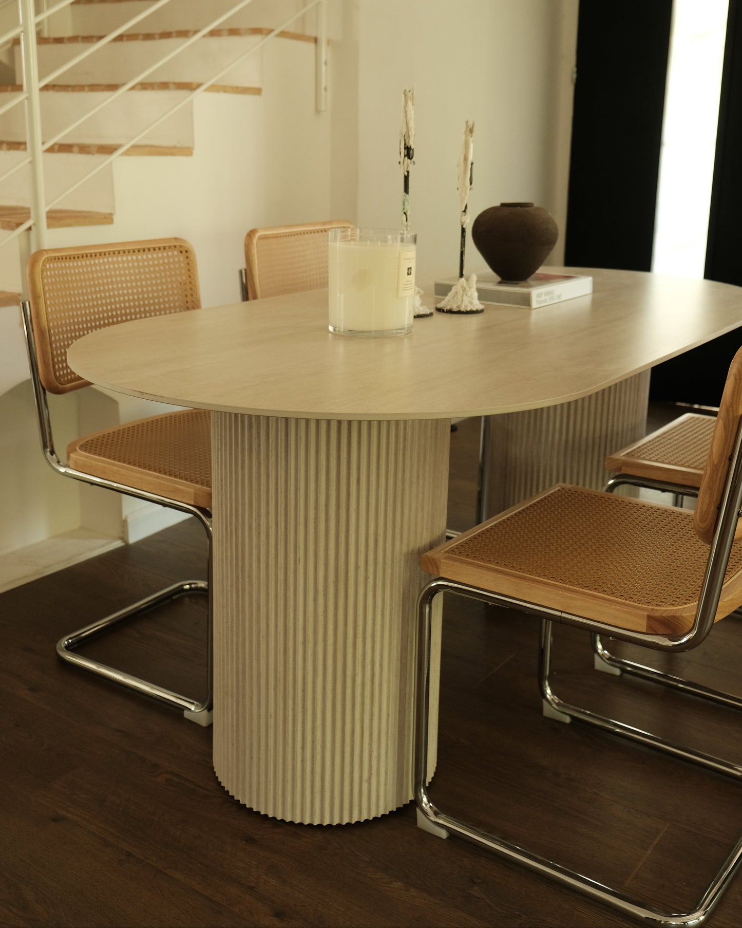 Noor - Dining table