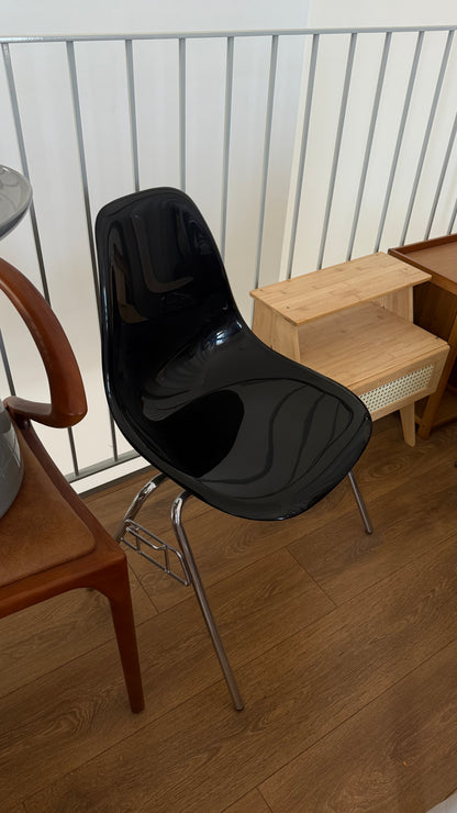 Eddie Black -  תצוגה איסוף עצמי בלבד