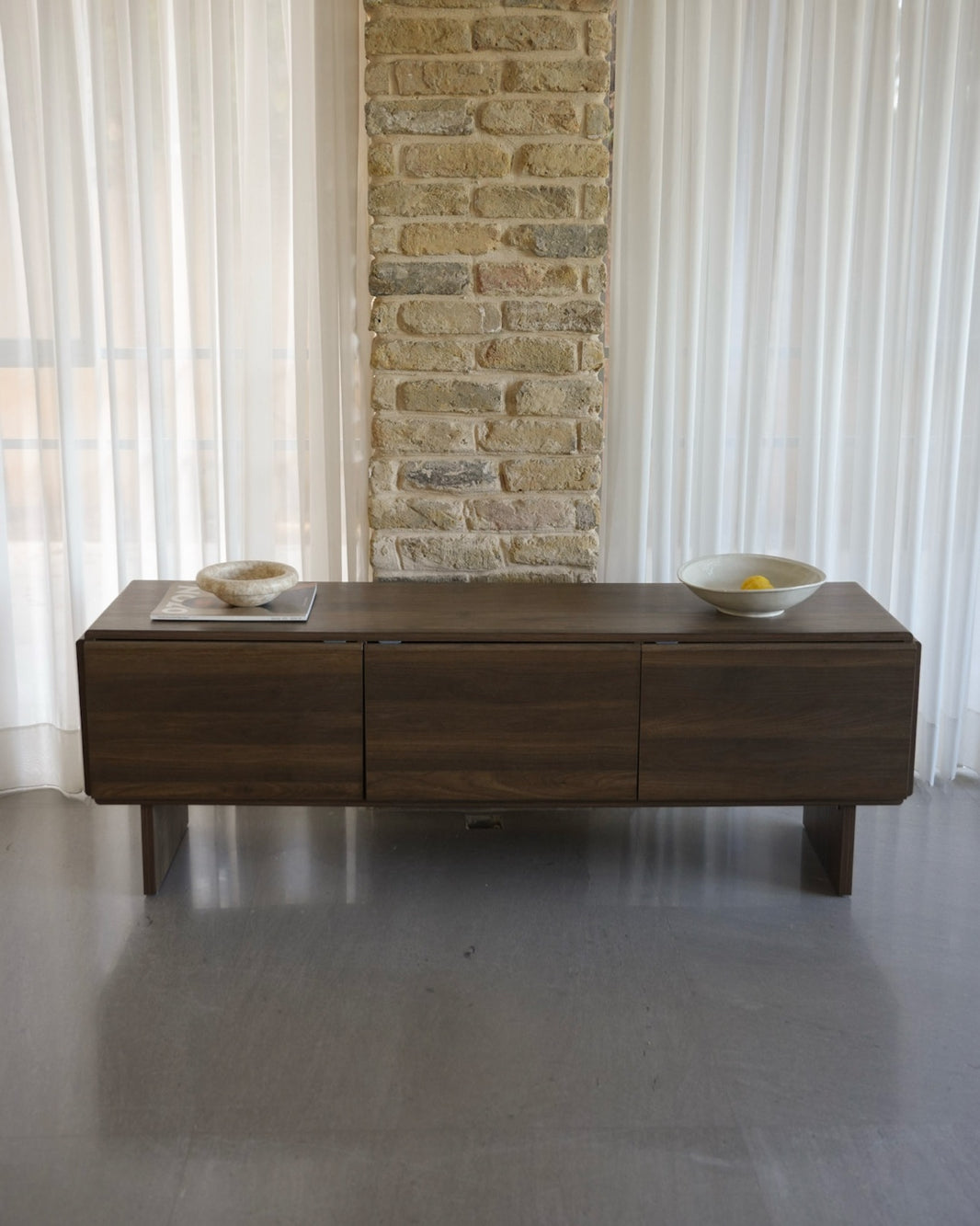 Breeze - Walnut