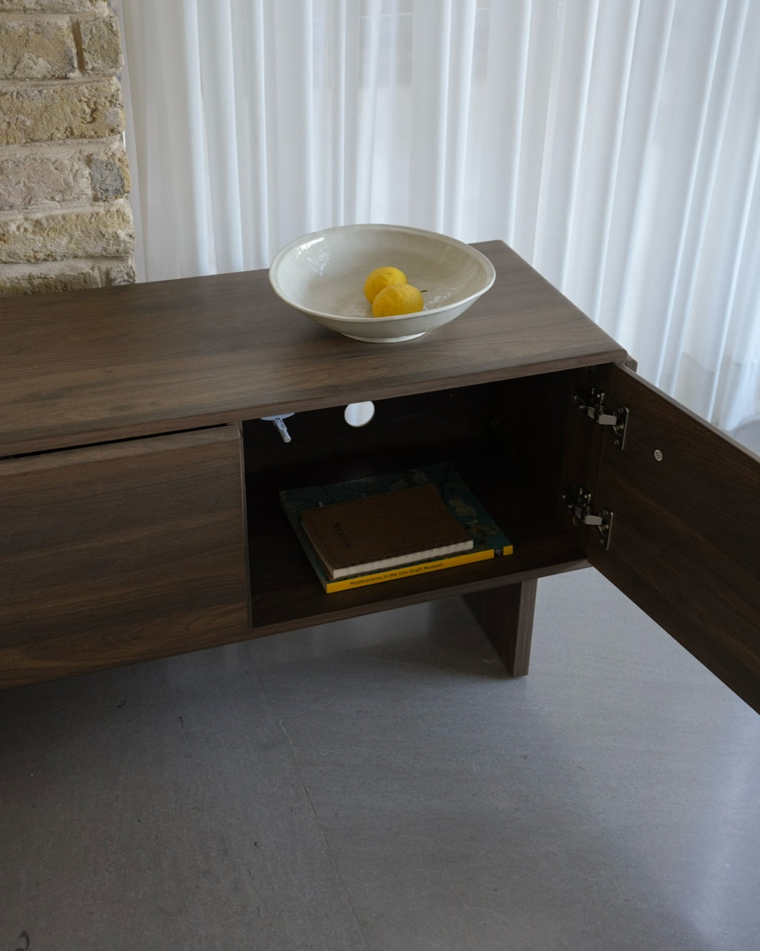 Breeze - Walnut