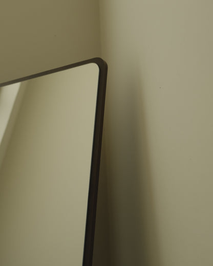 MISHEL - Walnut Color