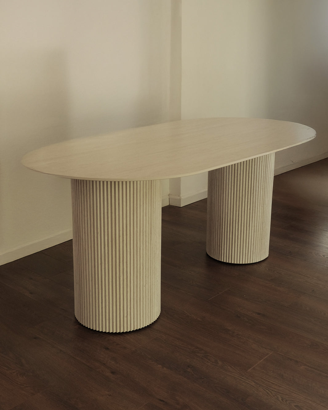 Noor - Dining table