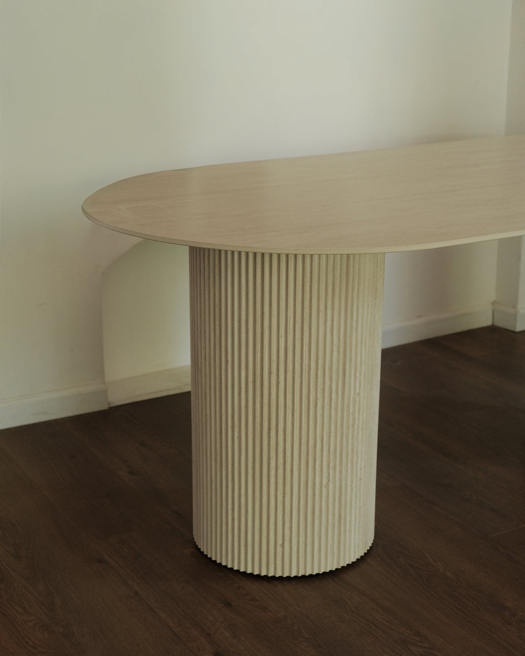 Noor - Dining table