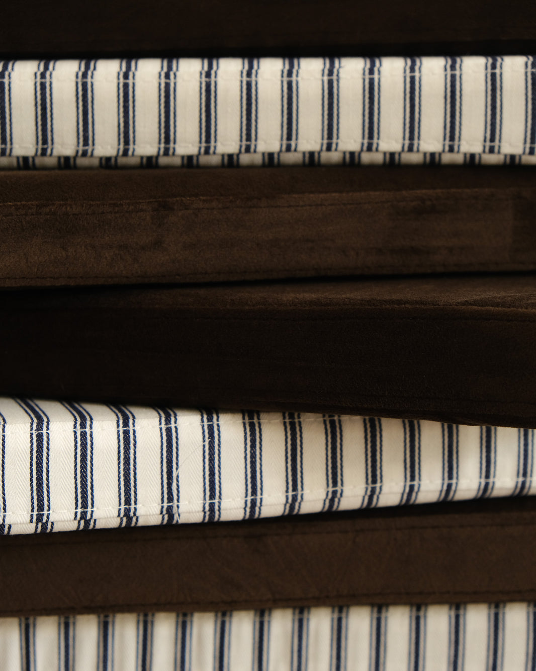 Lison's Pillow - Rich Brown Velvet