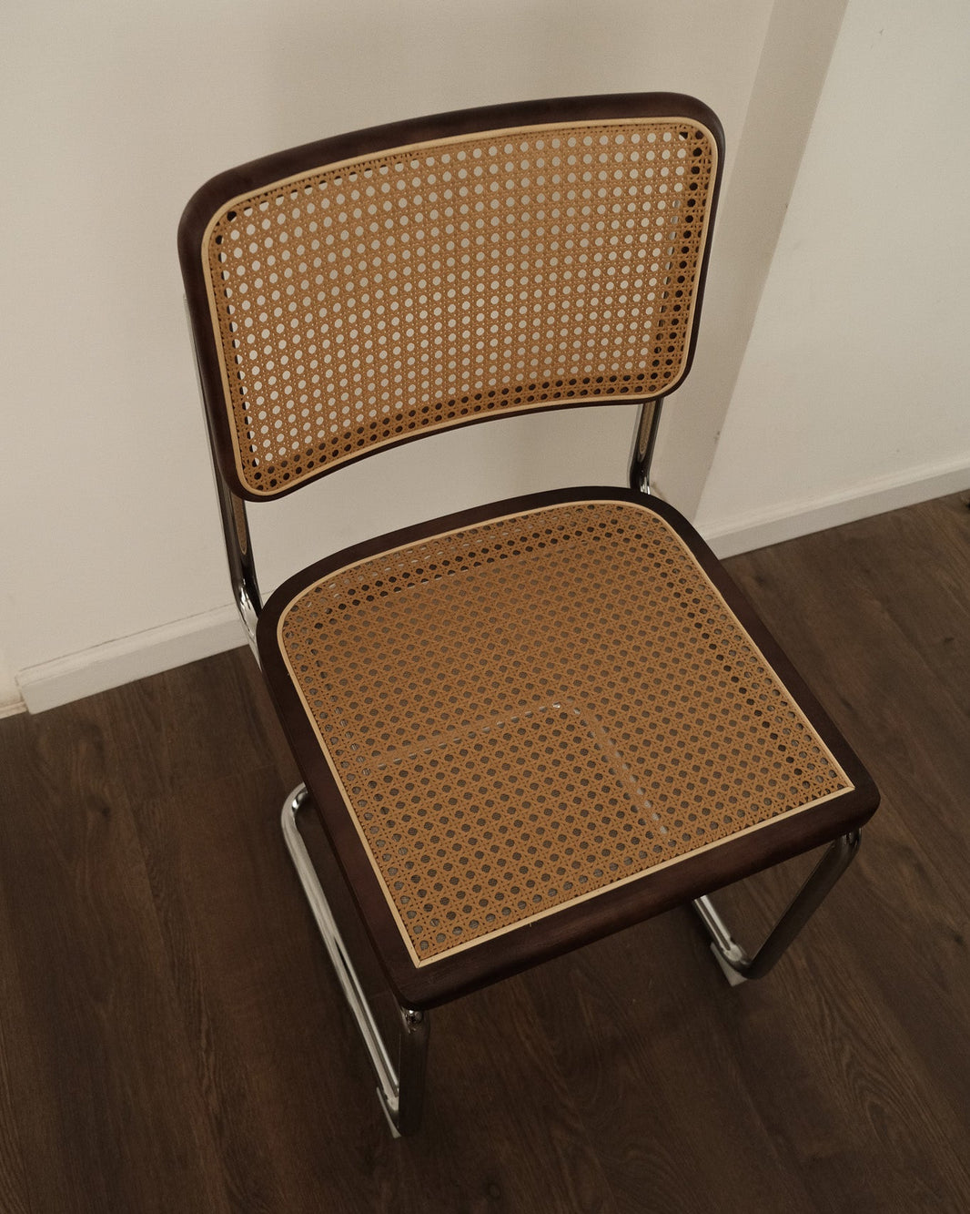 LISON - Walnut