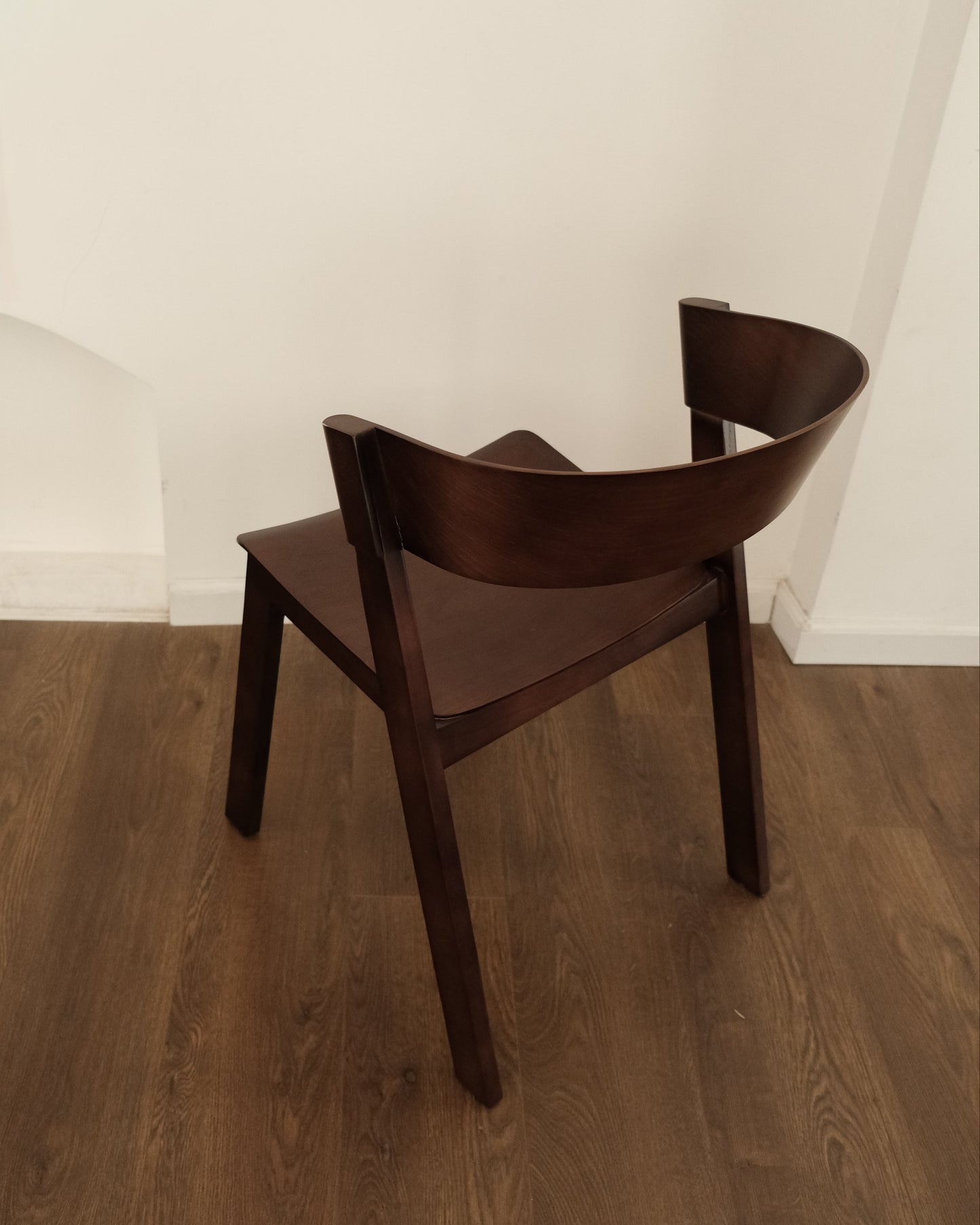 SIENNA Walnut