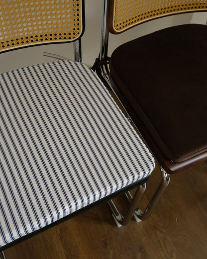 Lison's Pillow - Rich Brown Velvet