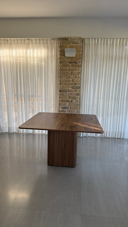Monsoon - Walnut
